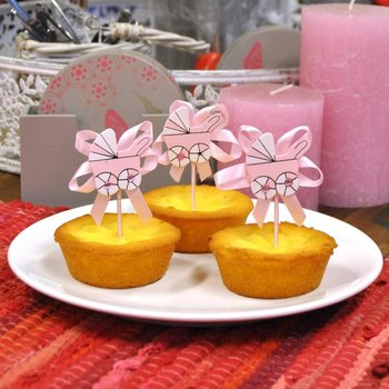 UKRASNI &Scaron;TAPIĆI ZA CUPCAKE ZA ROĐENJE - ROZE KOLICA (12 kom.)