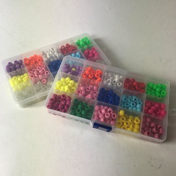 Set perli u kutiji za odlaganje - Miks boja (12 kom.)