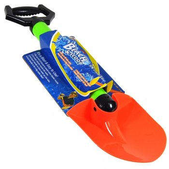 Lopata za plažu sa ugrađenim pištoljem na vodu