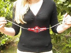 Retro Zujalica na Uzici / Dugme na Izvlačenje (96 kom.)
