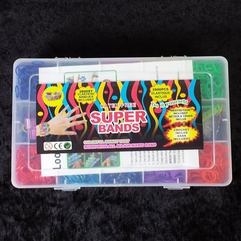2.600 Super Bands / Loom gumice u velikoj kutiji (Pakovanje od 6 kom.)