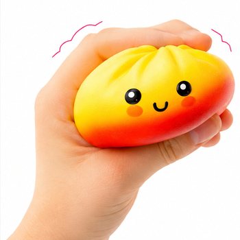 RAGE - LUCKY DUMPLINGS - Squishy Bun Dumplings VELIKI Dim. 8.5 x 8.5 x 4.8 Cm - U DISPLEJU (12 kom.)