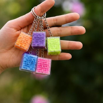 Privezak za ključeve sa kockastim lavirintom (48 kom.)